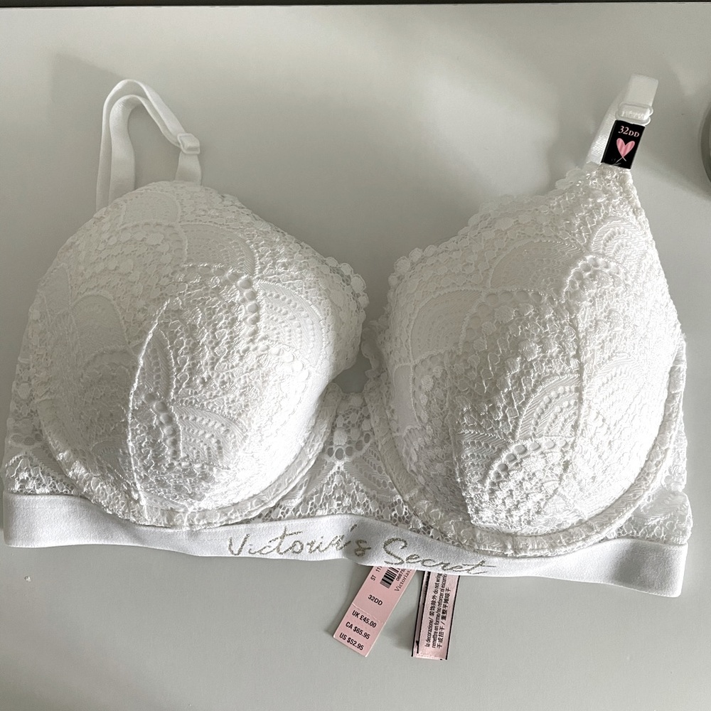 VS Lace Bra NWT